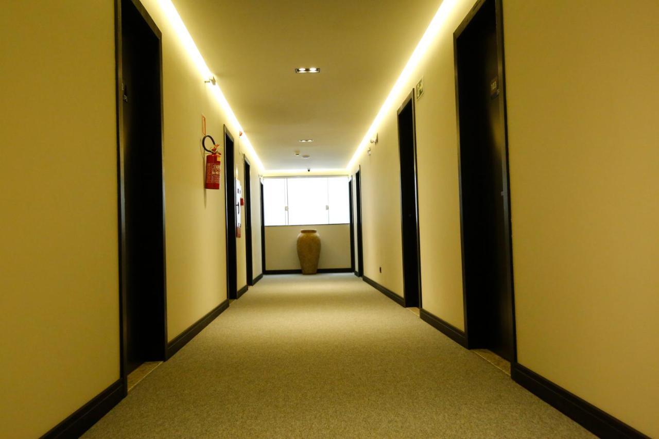 Neo Park Hotel マリンガ エクステリア 写真